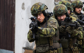 Strakoničtí vojáci v aktivní záloze cvičili boj v zastavěné oblasti.