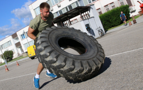 Strakoničtí vojáci se zúčastnili netradičních sportovních her.