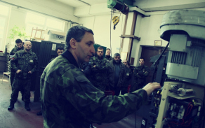 Armádní elektrotechnici se připravovali ve Strakonicích na zkoušky odborné způsobilosti. 