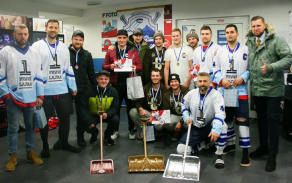 Turnaj v Bratislavě vyhrál tým „Captains Náměšť“, druhé skončilo družstvo s názvem „První lajna“ a třetí příčku obsadili strakoničtí vojáci s názvem týmu „4312 nezastavíš“.