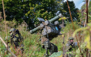 Družstva RBS-70 se zdokonalovala v boji se vzdušným protivníkem.