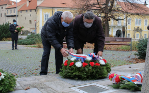 Strakonický starosta Břetislav Hrdlička a místostarosta Josef Zoch uctili památku válečných veteránů.