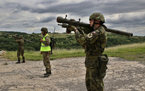 Vojáci budou střílet i z protiletadlových kompletů S-2M.