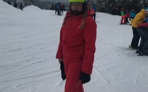 Nadrotmistryně Lucie Kaňuková je sportovně založená, jedním z jejích koníčků je snowboard.