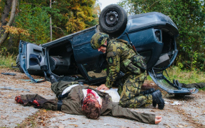 Pro několikaminutovou resuscitaci v rámci simulovaného incidentu byla použita figurína.