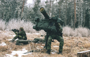 Strakoničtí vojáci budou na cvičení v Norsku chránit vzdušný prostor protiletadlovými raketovými komplety RBS-70. 