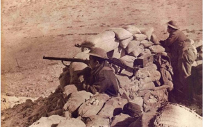 Při obraně Tobruku v roce 1941 se vyznamenali i Čechoslováci